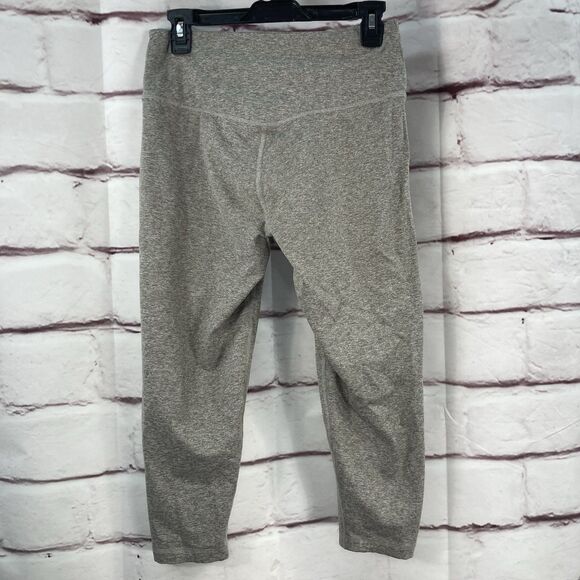 Zobha Capri Leggings Yoga Pants Gray Size L Stretch Sporty Comfy Exercise - Picture 4 of 10